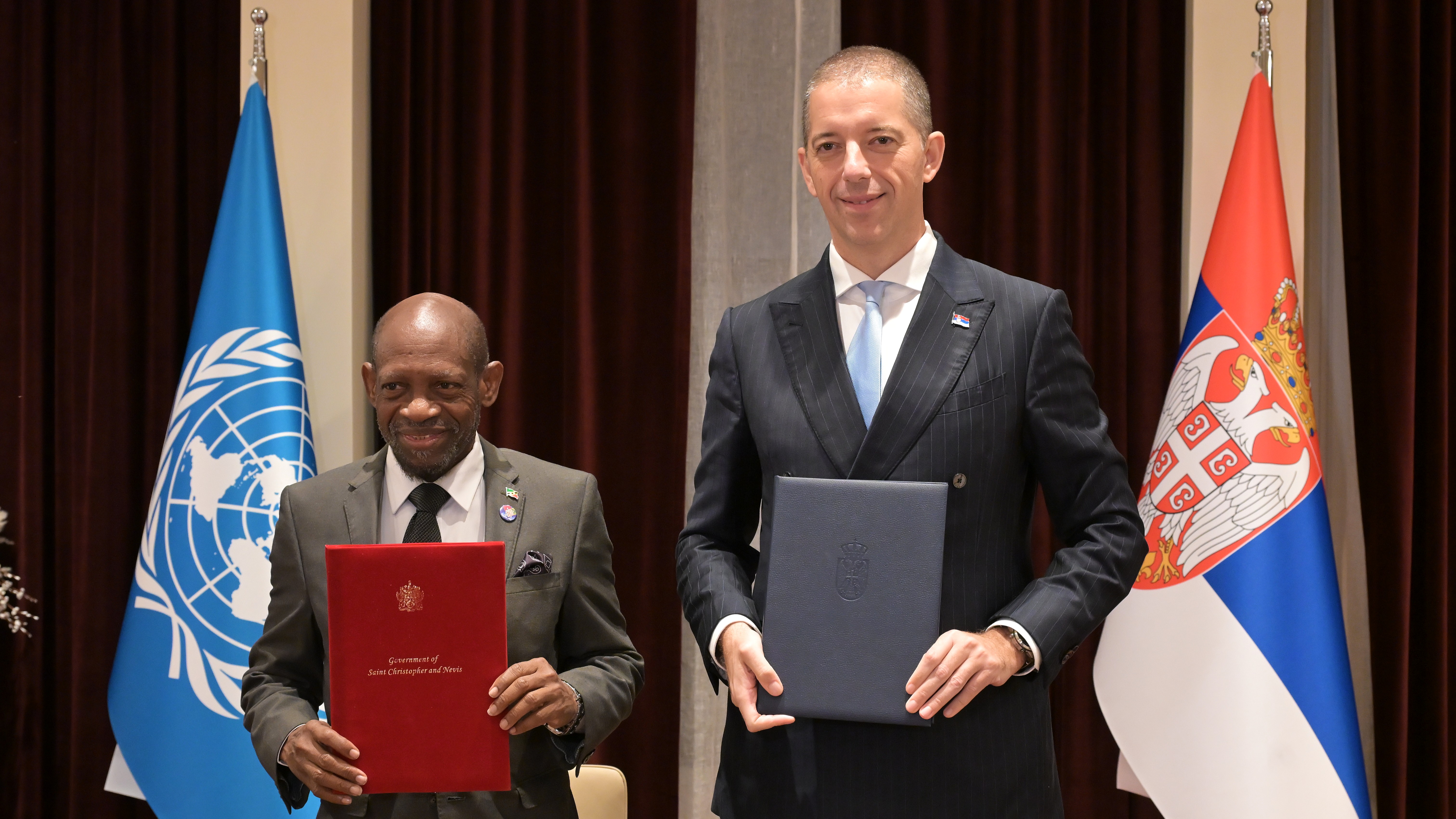 Đurić Confers with Foreign Minister of Saint Kitts and Nevis